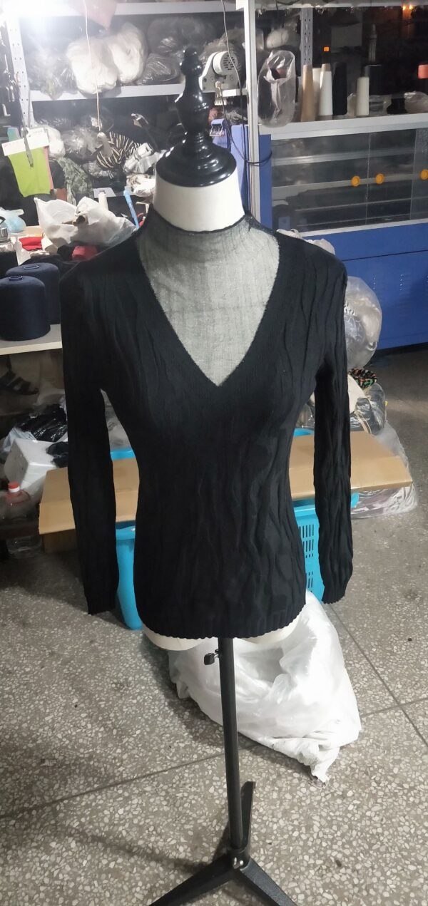 Custom Women's sweaters/Knitwear - Image 7