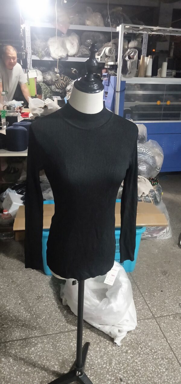 Custom Women's sweaters/Knitwear - Image 9