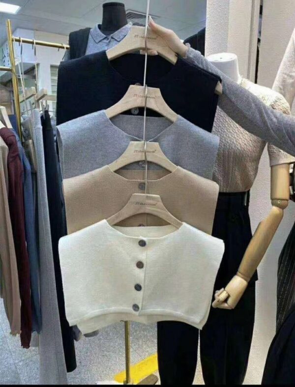 Custom Women's sweaters/Knitwear - Image 5
